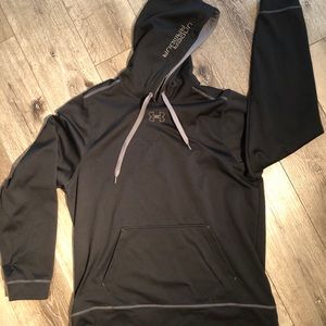 Men’s under armour sweatshirt